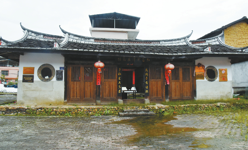 �������ޣ���̶����ĺ�ɫӡ��